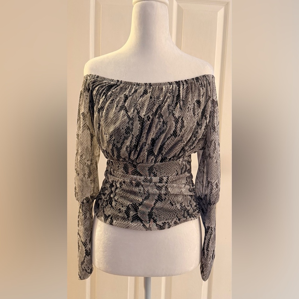 NWT Express Off-Shoulder Snake Print Blouse in Gray and Black